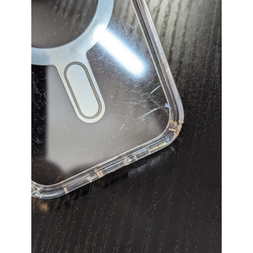 K9-U Speck Presidio Perfect-Clear MagSafe ClickLock Case Apple iPhone 16e‎ 15 14